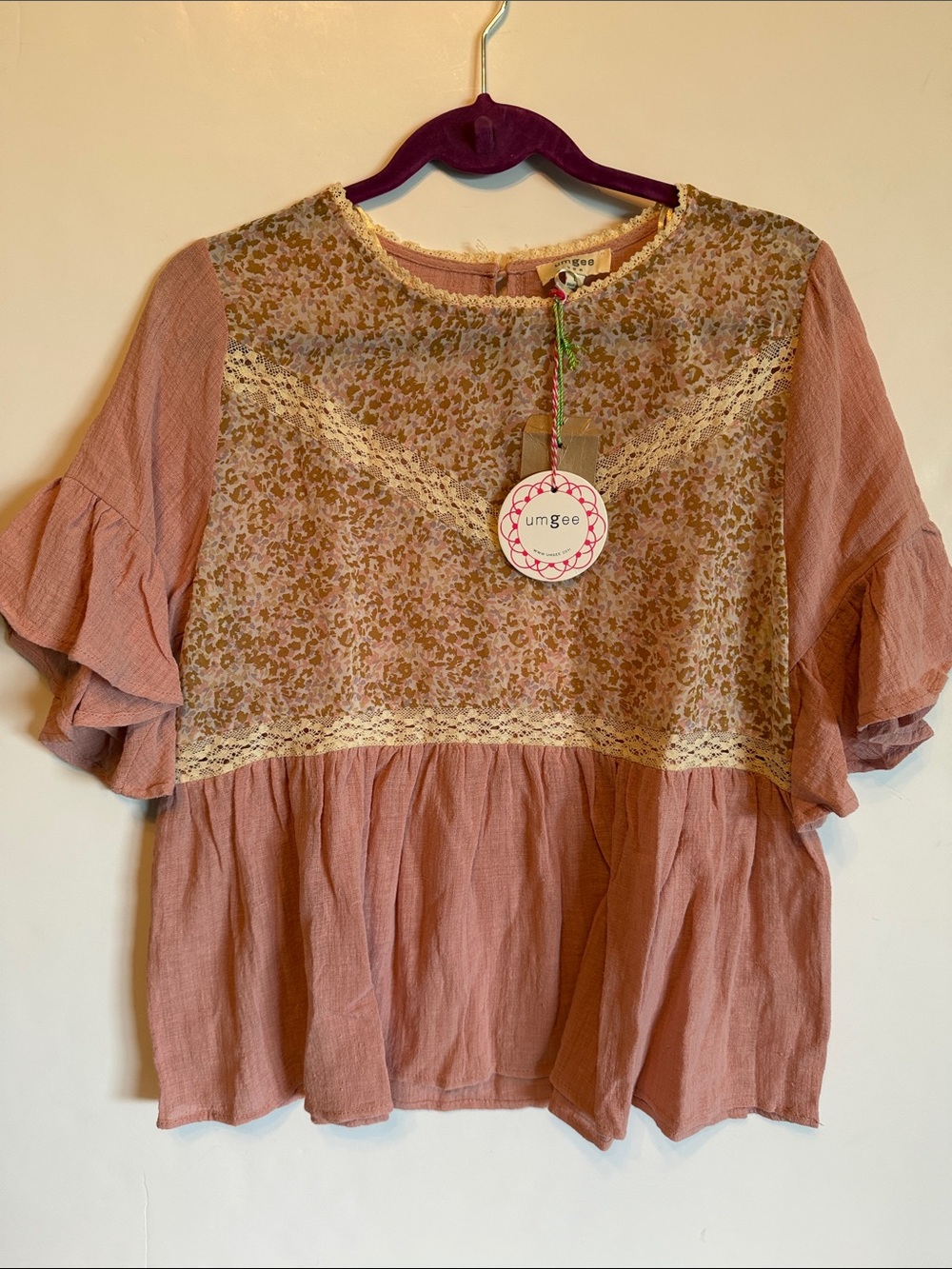 Umgee Dusty Rose Lace-Yoke Flutter Sleeve Peplum Top